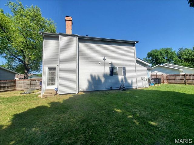 4012 Bugle Bend Drive, Florissant, MO 63034