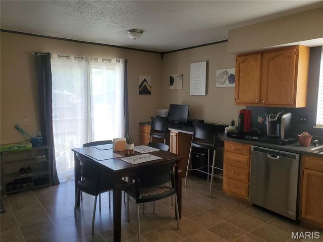 4012 Bugle Bend Drive, Florissant, MO 63034