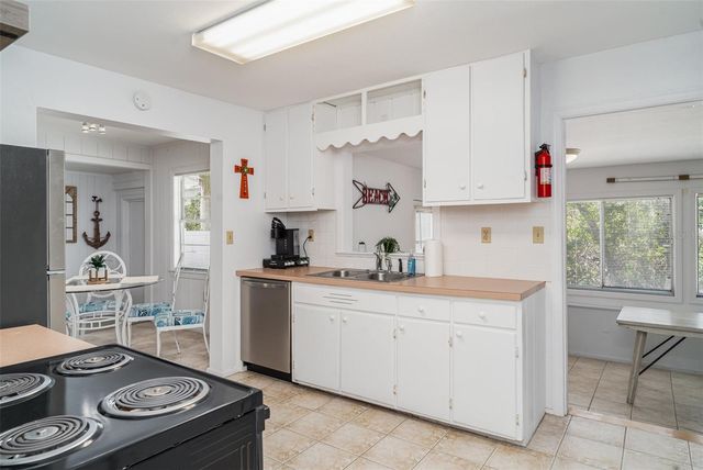 5026 CALLE MINORGA, Sarasota, FL 34242