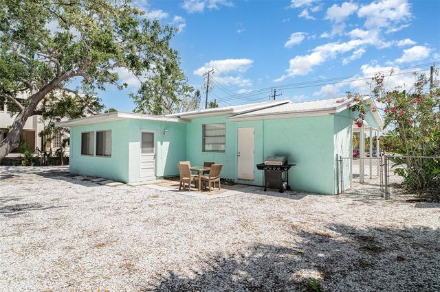 5026 CALLE MINORGA, Sarasota, FL 34242