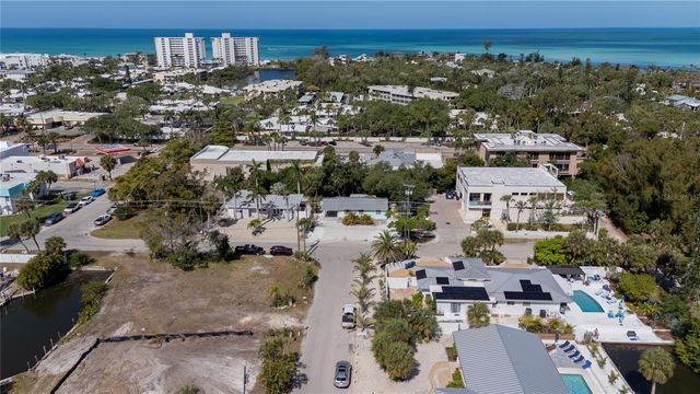 5026 CALLE MINORGA, Sarasota, FL 34242