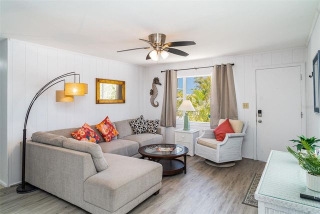 5026 CALLE MINORGA, Sarasota, FL 34242