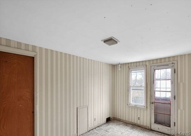 1570 Colvin Boulevard, Tonawanda, NY 14223