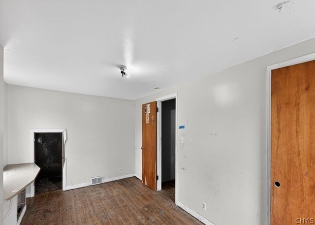 1570 Colvin Boulevard, Tonawanda, NY 14223