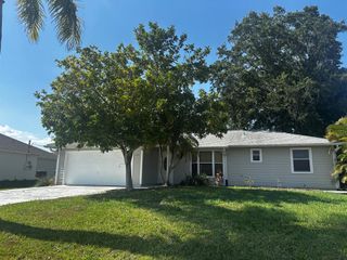 1433 SW San Esteban Avenue, Port St Lucie, FL 34953