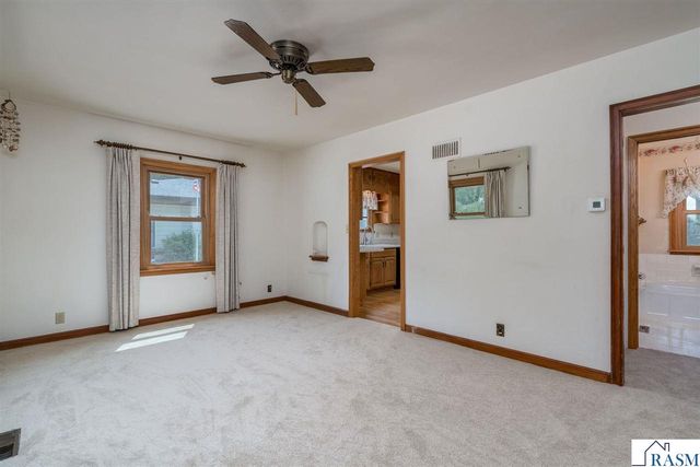 703 Warren Street, Mankato, MN 56001