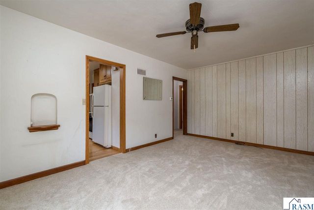 703 Warren Street, Mankato, MN 56001