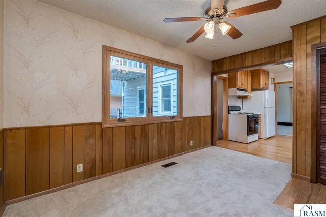 703 Warren Street, Mankato, MN 56001