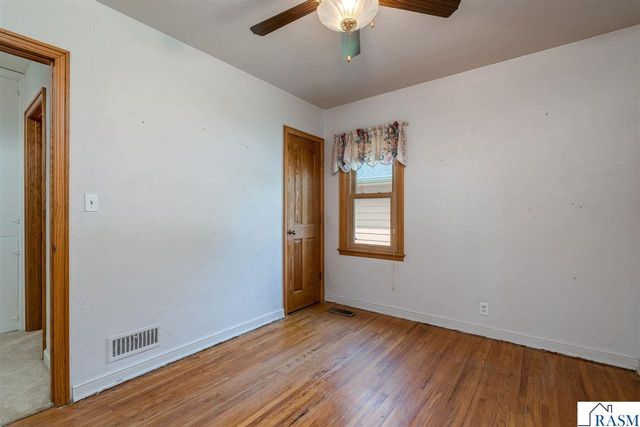 703 Warren Street, Mankato, MN 56001