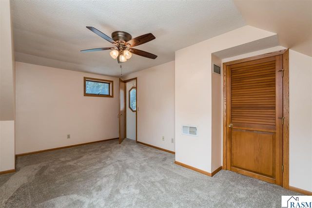 703 Warren Street, Mankato, MN 56001