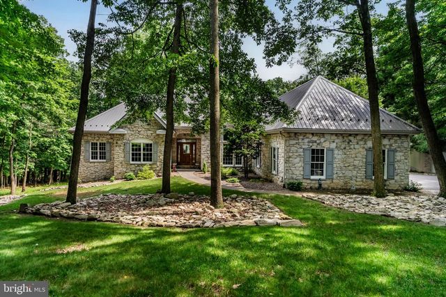 798 DOGWOOD TERRACE, Boiling Springs, PA 17007