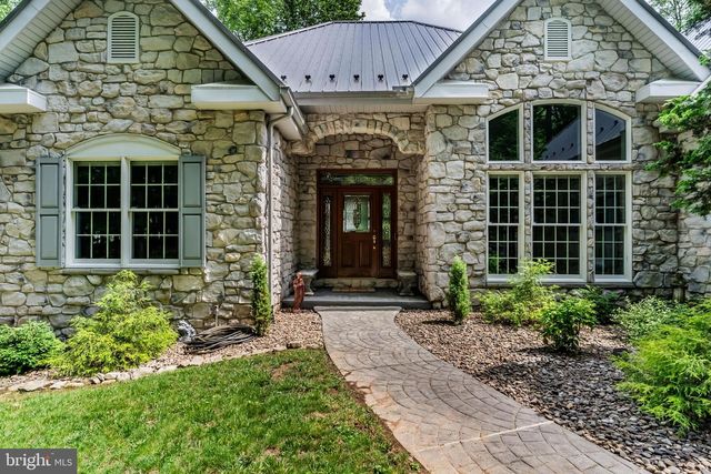 798 DOGWOOD TERRACE, Boiling Springs, PA 17007