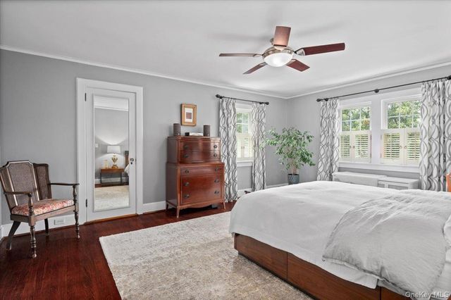 400 Manor Ridge Road, Pelham, NY 10803