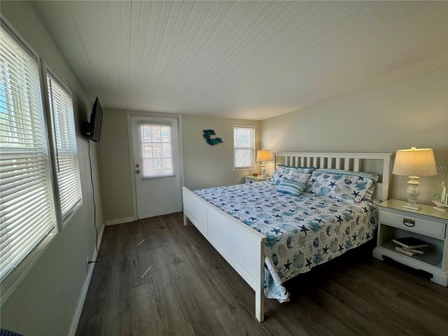 15010 113TH AVENUE N 48, Largo, FL 33774