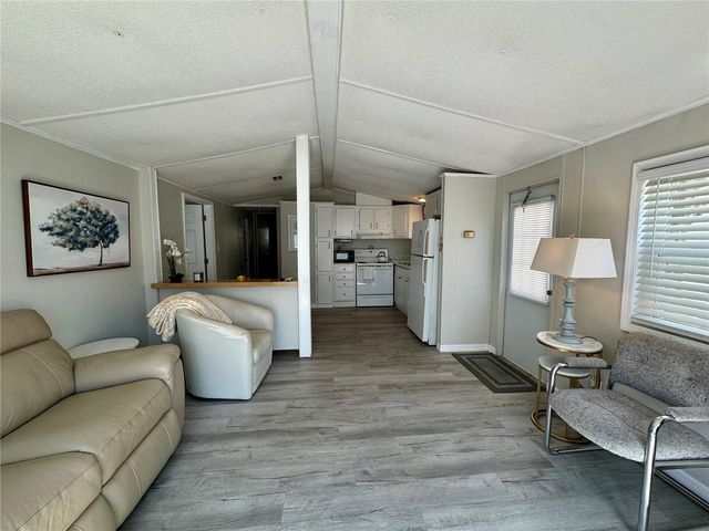 15010 113TH AVENUE N 48, Largo, FL 33774