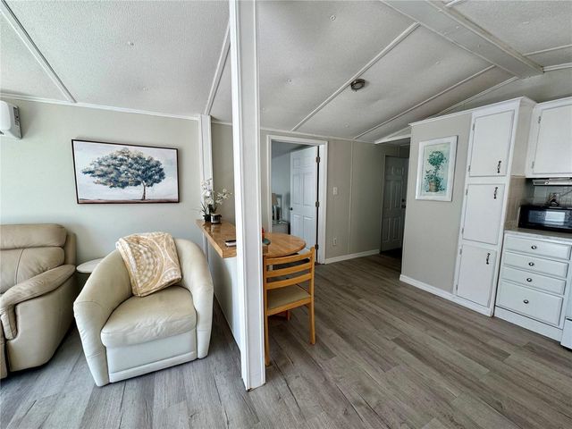 15010 113TH AVENUE N 48, Largo, FL 33774