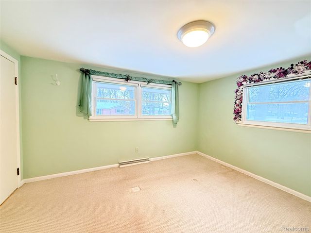 3316 Hickory Lane, Port Huron, MI 48060