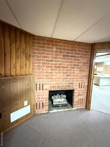 3316 Hickory Lane, Port Huron, MI 48060