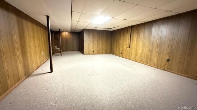 3316 Hickory Lane, Port Huron, MI 48060