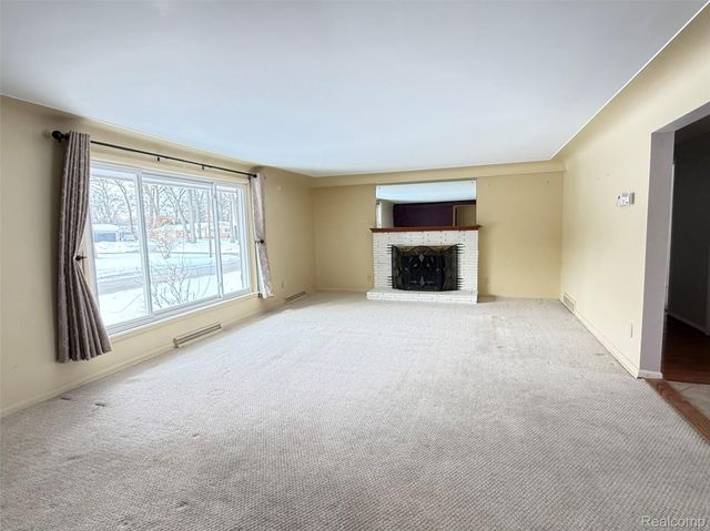 3316 Hickory Lane, Port Huron, MI 48060