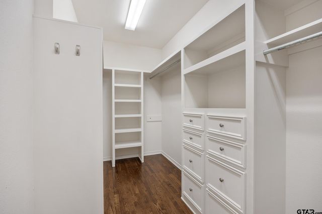 5106 Cloverdale, Tyler, TX 75703