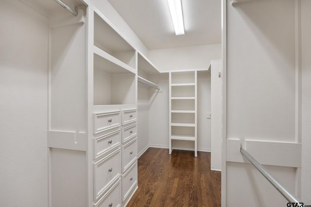 5106 Cloverdale, Tyler, TX 75703