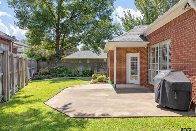 5106 Cloverdale, Tyler, TX 75703