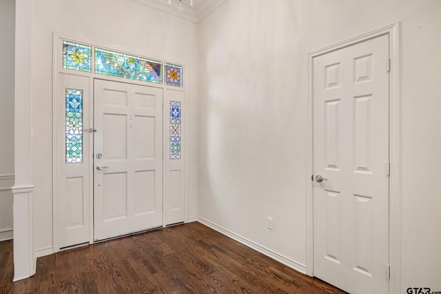 5106 Cloverdale, Tyler, TX 75703