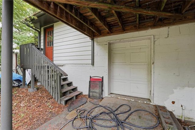 3262 Summer Wood Circle, Snellville, GA 30039