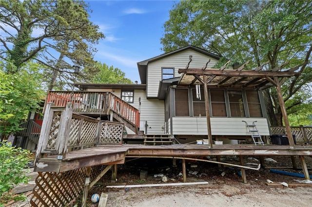 3262 Summer Wood Circle, Snellville, GA 30039