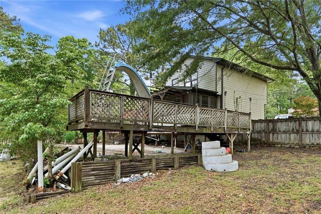 3262 Summer Wood Circle, Snellville, GA 30039