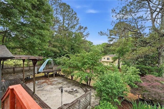 3262 Summer Wood Circle, Snellville, GA 30039