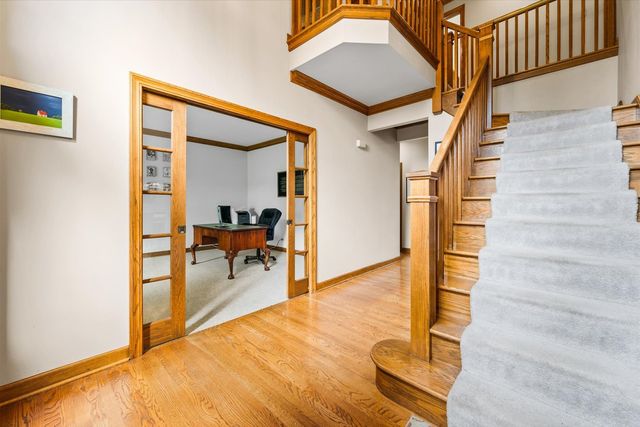 5N533 Prairie Springs Drive, St. Charles, IL 60175