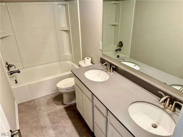 23755 Rebecca Lane, Columbia Station, OH 44028