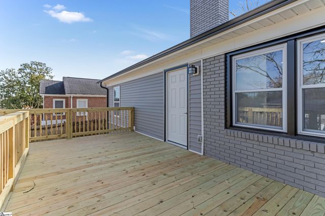 102 Artillery Road, Taylors, SC 29687