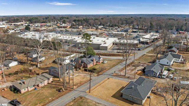 102 Artillery Road, Taylors, SC 29687