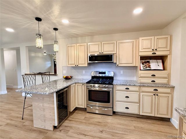 1608 Mount View Lane, Colorado Springs, CO 80907