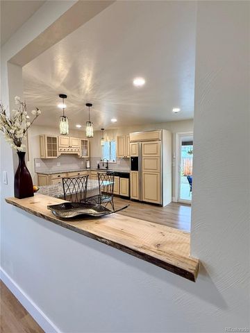 1608 Mount View Lane, Colorado Springs, CO 80907