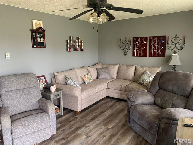 2012 Ables Road, Sikeston, MO 63801