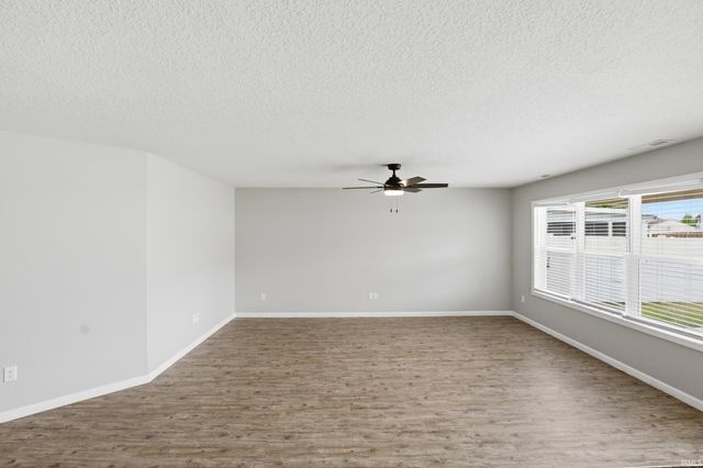 2137 Blue Spring Run, Fort Wayne, IN 46808