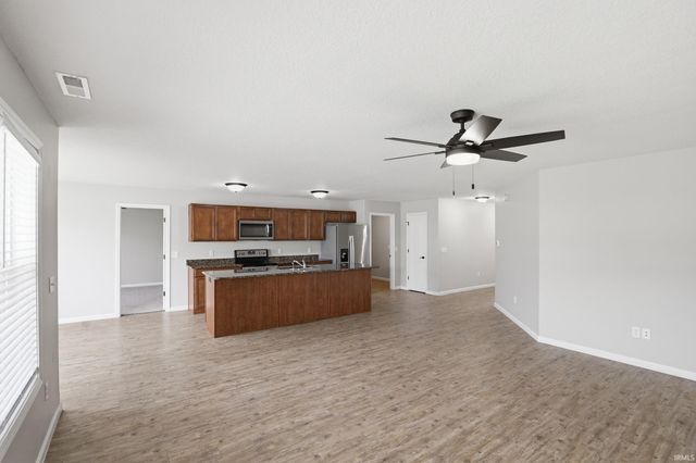 2137 Blue Spring Run, Fort Wayne, IN 46808