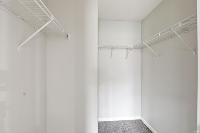 2137 Blue Spring Run, Fort Wayne, IN 46808