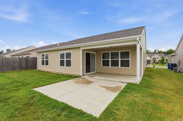 2137 Blue Spring Run, Fort Wayne, IN 46808