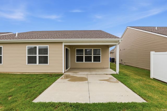 2137 Blue Spring Run, Fort Wayne, IN 46808