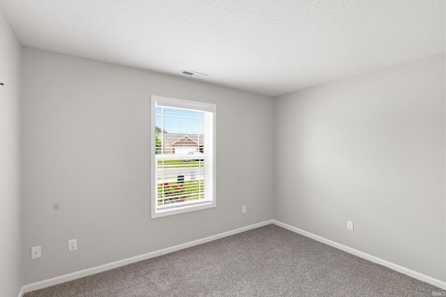 2137 Blue Spring Run, Fort Wayne, IN 46808