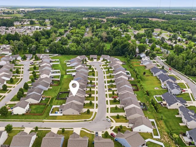 2137 Blue Spring Run, Fort Wayne, IN 46808
