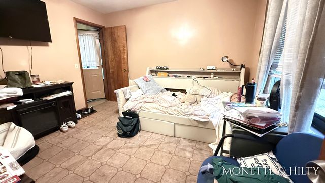 26 W Maplewood Avenue, Muskegon Heights, MI 49444