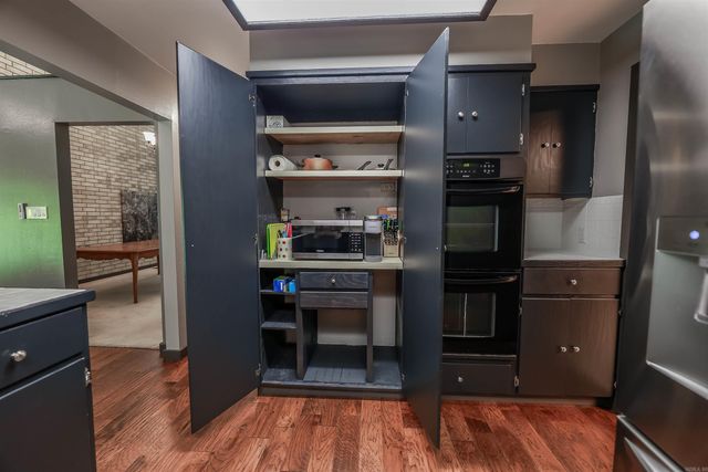 24 Chaffee Creek Trl, Camden, AR 71701