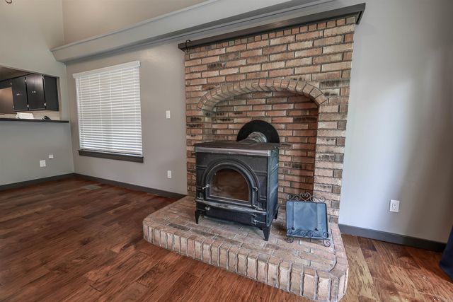 24 Chaffee Creek Trl, Camden, AR 71701