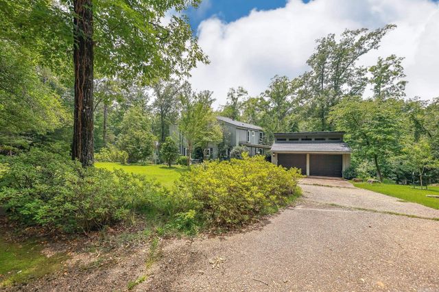 24 Chaffee Creek Trl, Camden, AR 71701